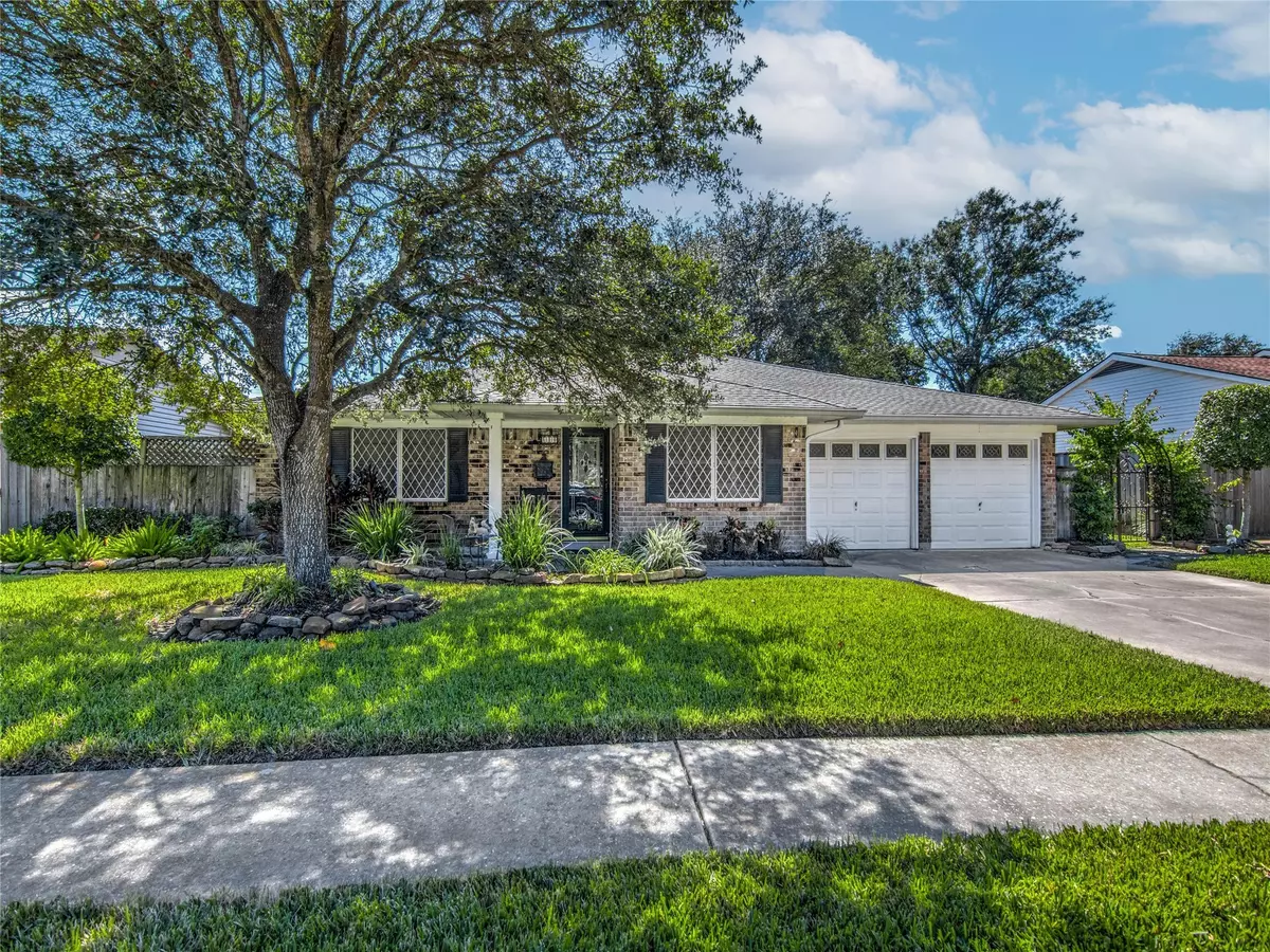 Deer Park, TX 77536,610 E X ST