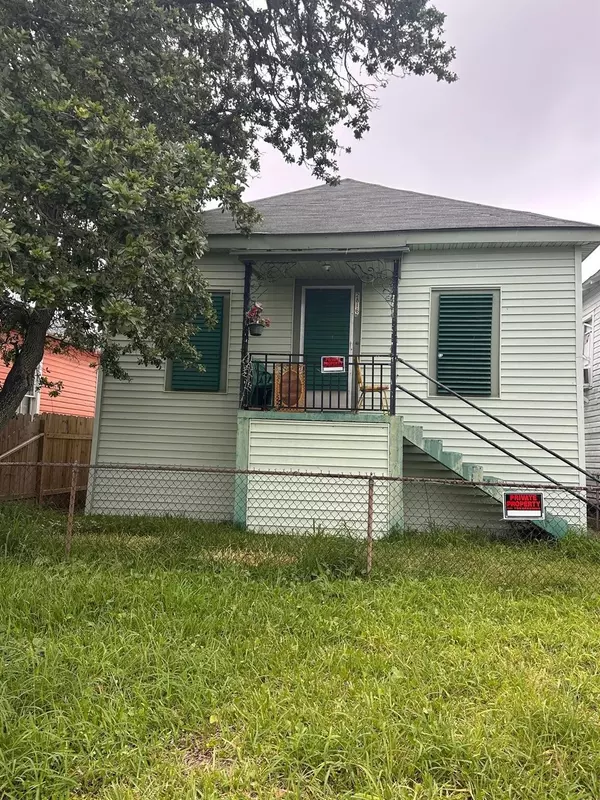 2816 Avenue M 1/2, Galveston, TX 77550