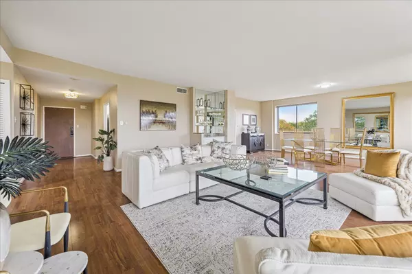 Houston, TX 77027,49 Briar Hollow LN #505