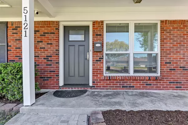 Houston, TX 77092,5121 De Milo DR