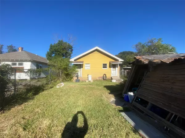 Houston, TX 77012,112 Glendale ST