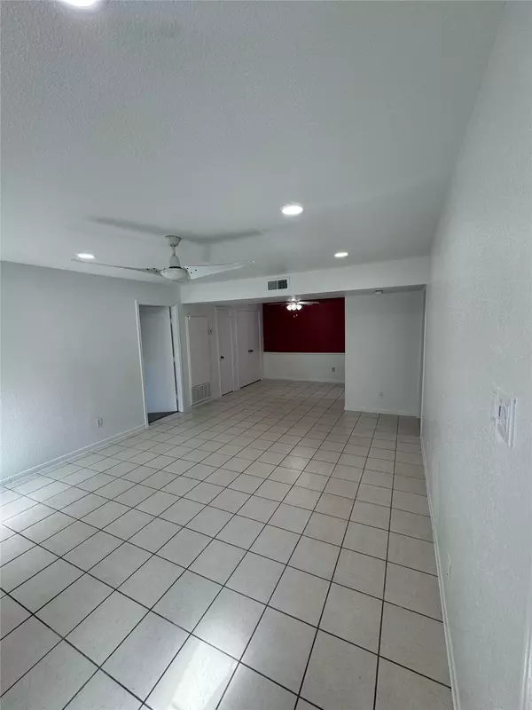 6606 De Moss DR #1505, Houston, TX 77074