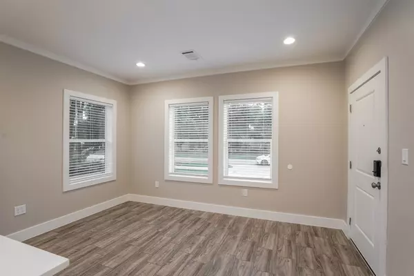 Houston, TX 77078,9330 Crestview DR