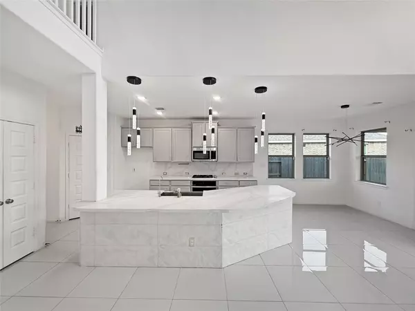 Pasadena, TX 77505,7707 Wrightwood DR