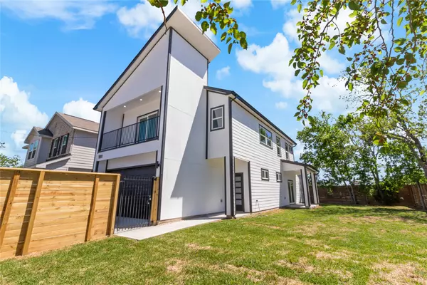 Houston, TX 77051,4102 Kewanee ST