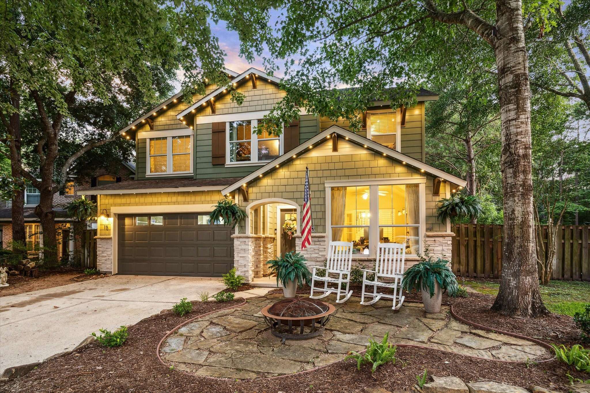 15 Forest Perch PL,  The Woodlands,  TX 77382