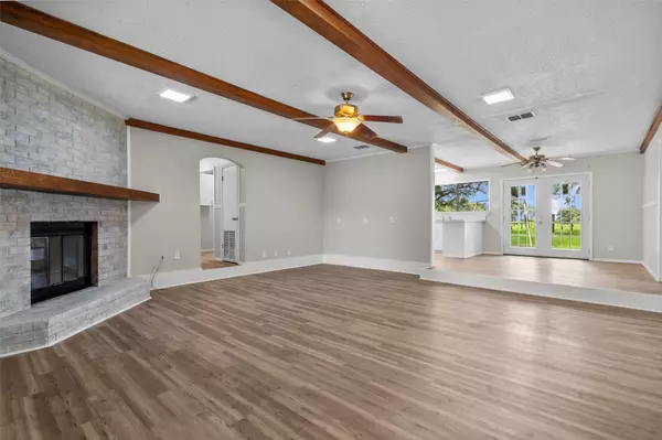 Grapeland, TX 75844,239 County Road 2335