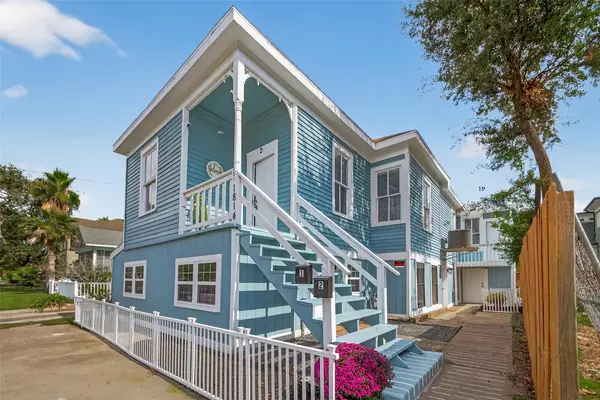 1814 33rd ST #2, Galveston, TX 77550