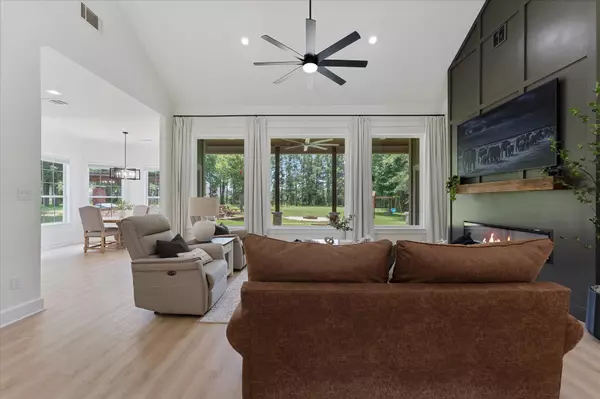 Montgomery, TX 77316,368 Ridgelake Scenic DR