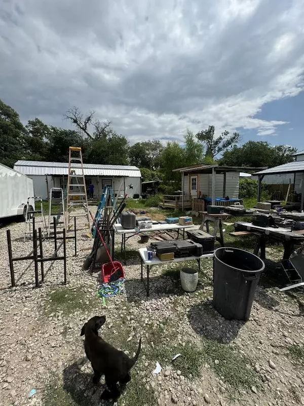 Highlands, TX 77562,500 Park ST