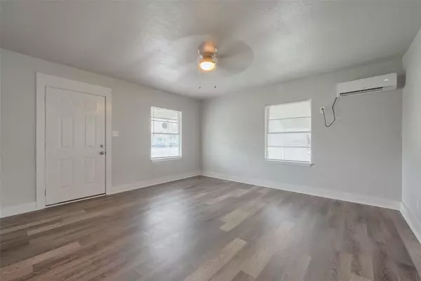 El Campo, TX 77437,1311 Fred ST