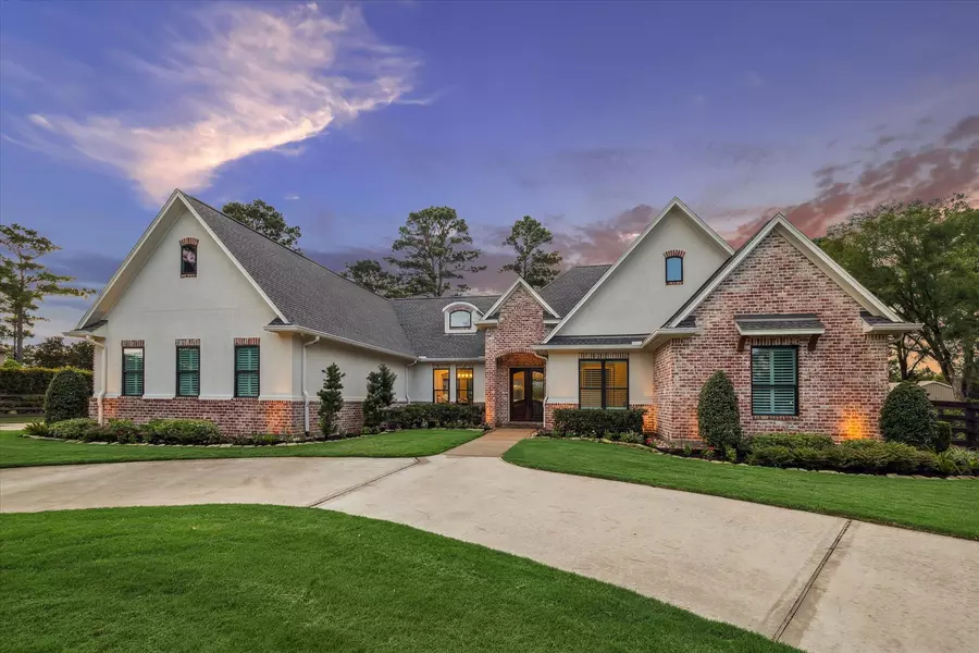 27 Rugged Lark CIR, Tomball, TX 77377