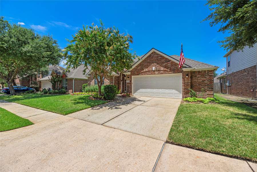 9018 Heather Springs DR, Spring, TX 77379