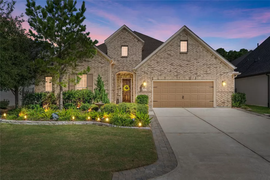 64 Venetia Grove DR, Tomball, TX 77375
