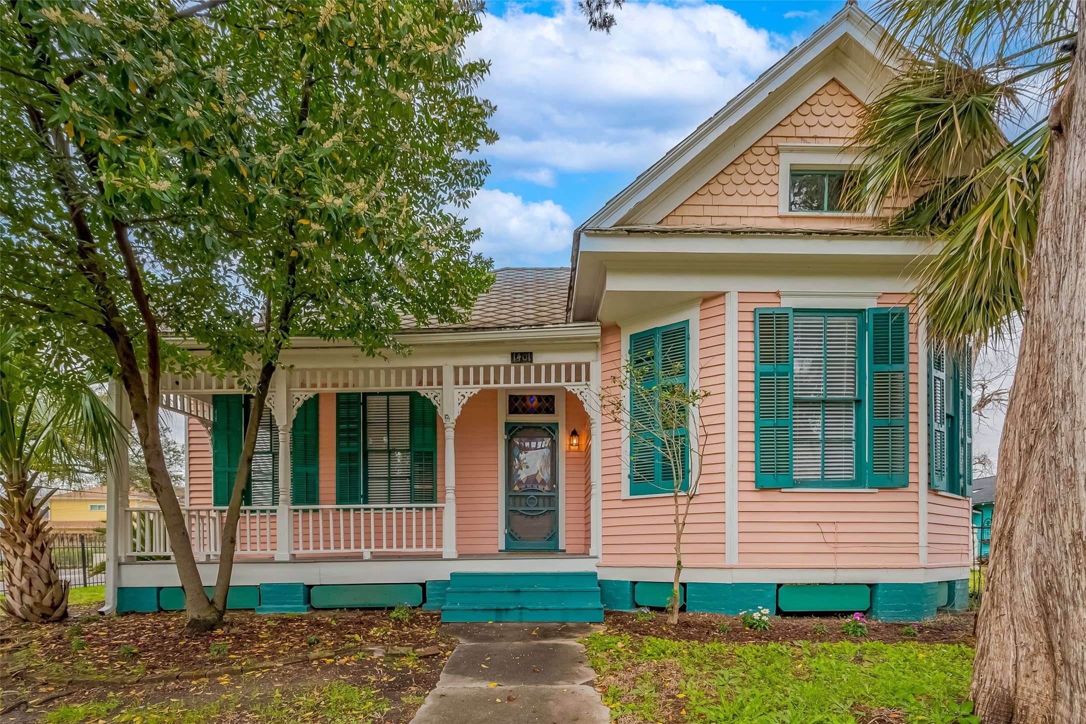 1401 Cortlandt ST, Houston, TX 77008