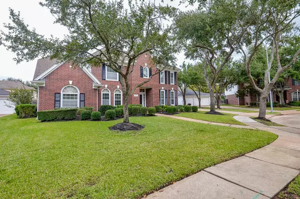 1506 Meadowfair CT,  Sugar Land,  TX 77479