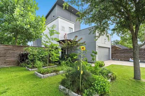 212 Pheasant ST, Houston, TX 77018