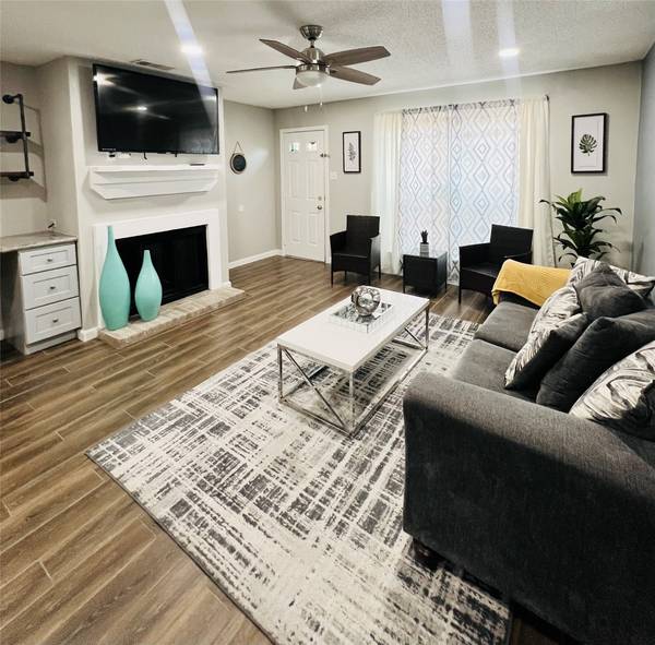 2112 Greenbriar Colony DR, Houston, TX 77032