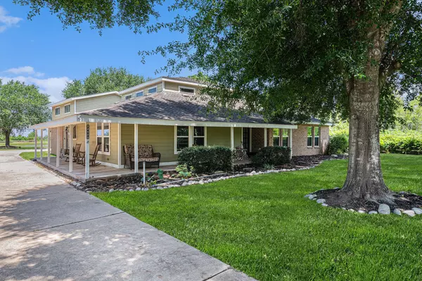 7403 Falcon DR, Brookshire, TX 77423