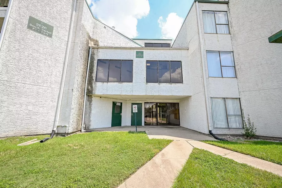 2826 S Bartell DR #37, Houston, TX 77054