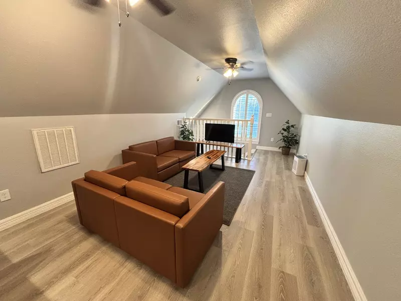 427 Rice AVE, Arcola, TX 77583