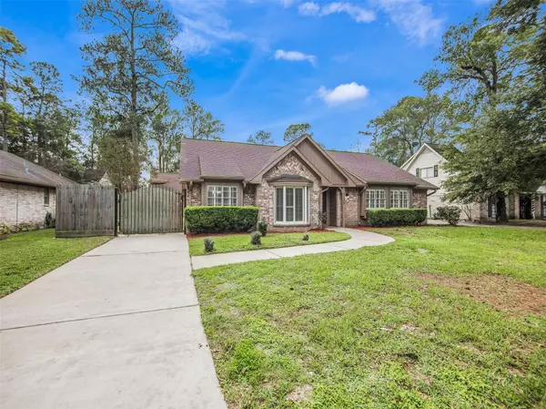 Houston, TX 77040,7135 Majestic Oaks DR