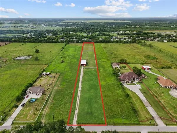 4215 Danek RD, Crosby, TX 77532