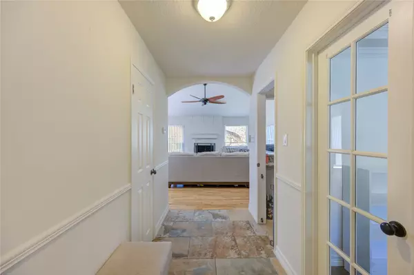 Pearland, TX 77581,2410 Parkview DR