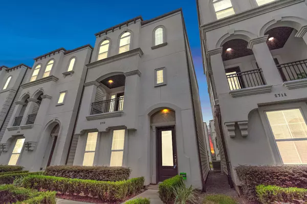 2716 Freund ST, Houston, TX 77003