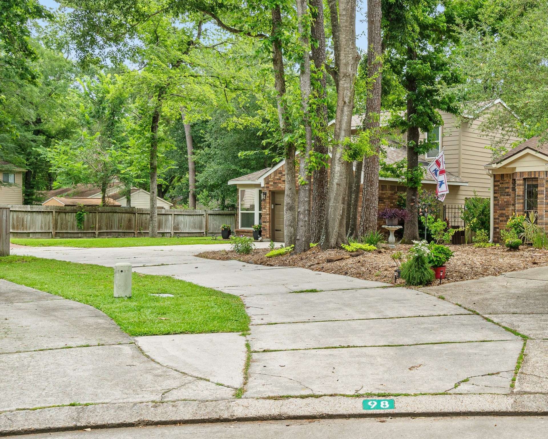 The Woodlands, TX 77381,98 S Cobble Hill PL