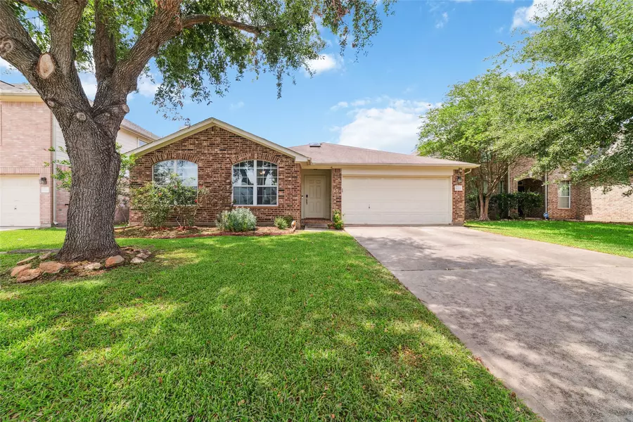 8123 Solara BND, Houston, TX 77083