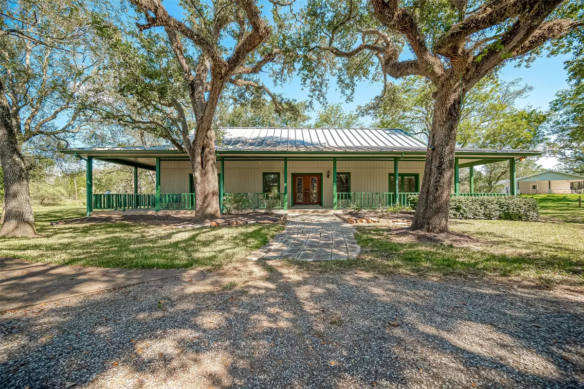 Damon, TX 77430,8003 Pecan DR