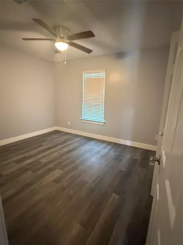 Houston, TX 77021,6712 Eastwood ST