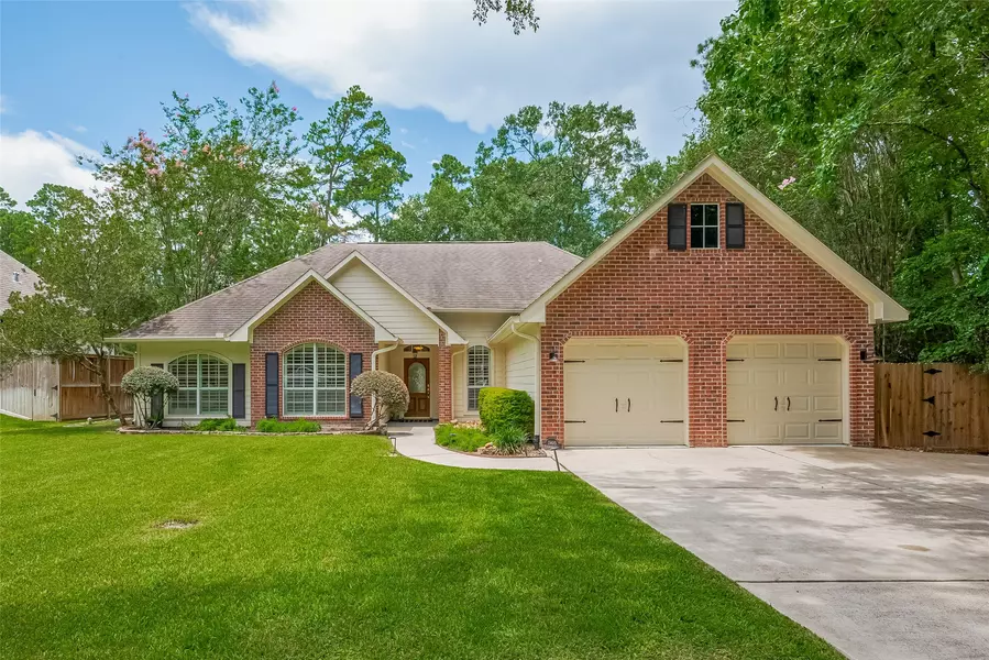 2405 Chantilly LN, Conroe, TX 77384