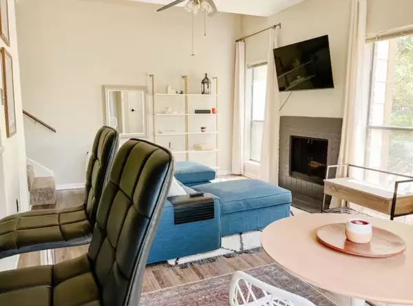 Houston, TX 77054,8299 Cambridge ST #703