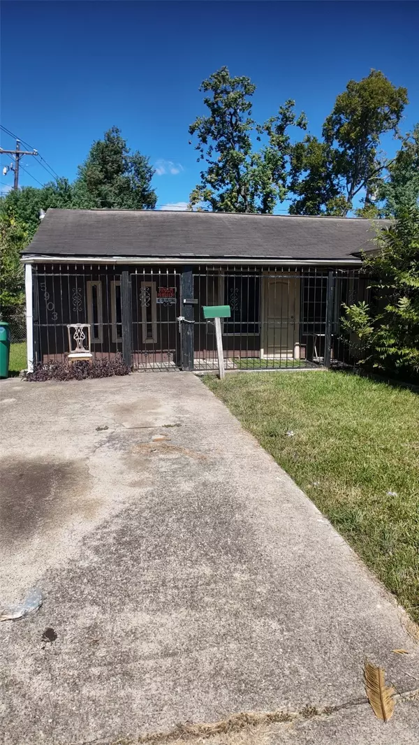 Houston, TX 77033,5903 Willow Glen DR