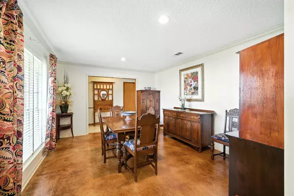 Houston, TX 77040,8302 Hillmont ST