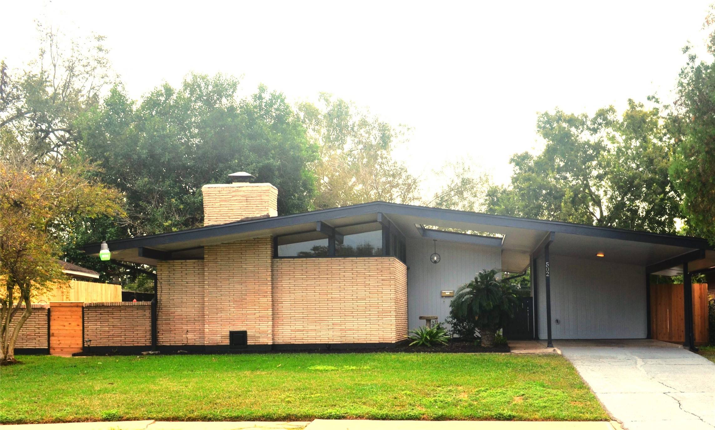 502 Gilpin ST,  Houston,  TX 77034