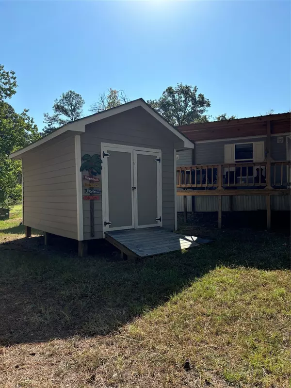 Trinity, TX 75862,43 Mockingbird LN