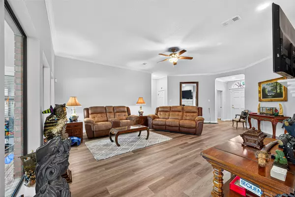 Pearland, TX 77584,827 W Peach Hollow CIR