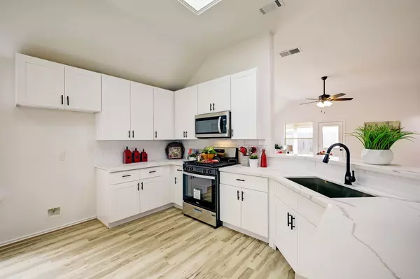 Tomball, TX 77375,12250 Noco DR