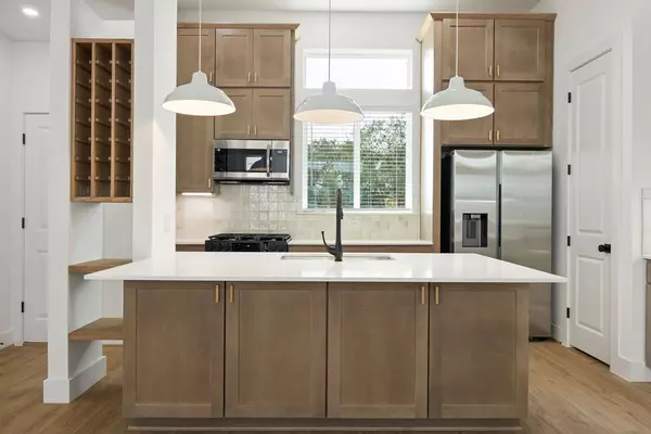 Houston, TX 77080,2121B Hoskins DR