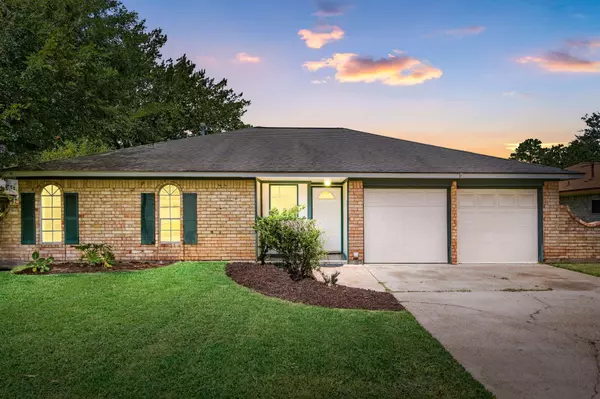 3114 Brookhollow DR, Deer Park, TX 77536