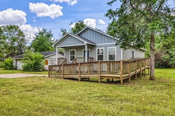 Fresno, TX 77545,305 Evergreen ST