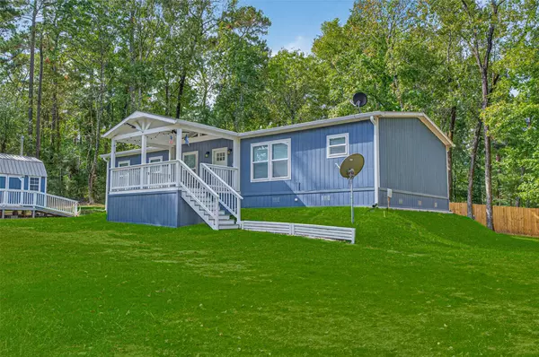 Oakhurst, TX 75359,551 Loan Oak DR