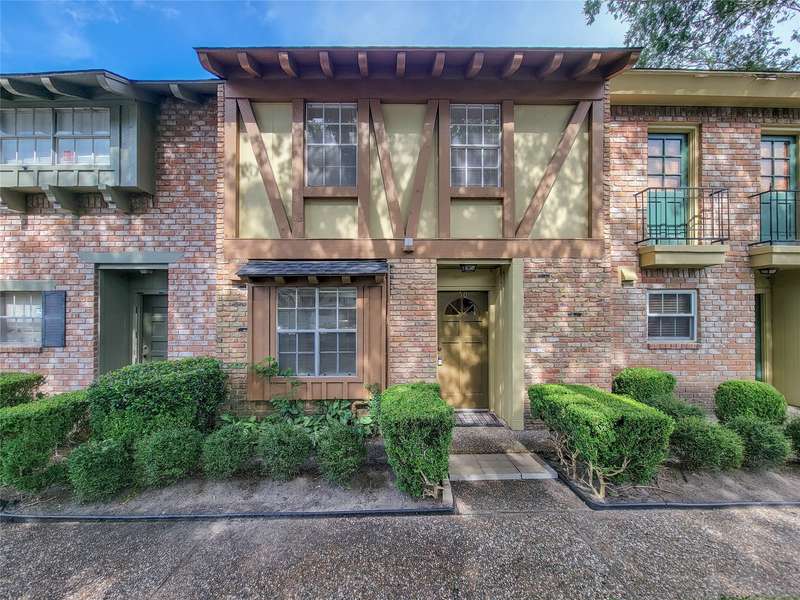 14333 Memorial Drive DR #50, Houston, TX 77079
