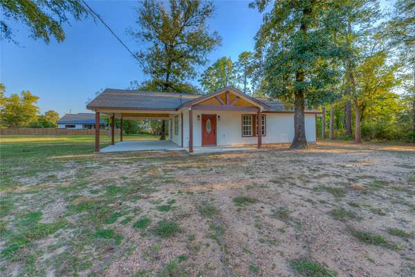 388 Sunrise Wood RD, Goodrich, TX 77335