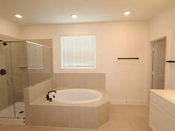 Tomball, TX 77377,20718 Draper RD