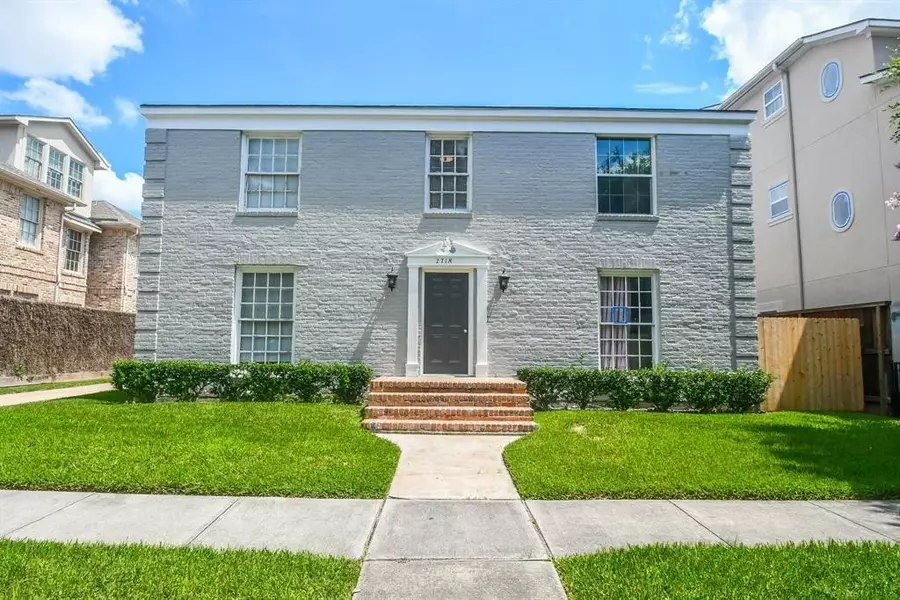 2718 Wroxton RD #1, West University Place, TX 77005