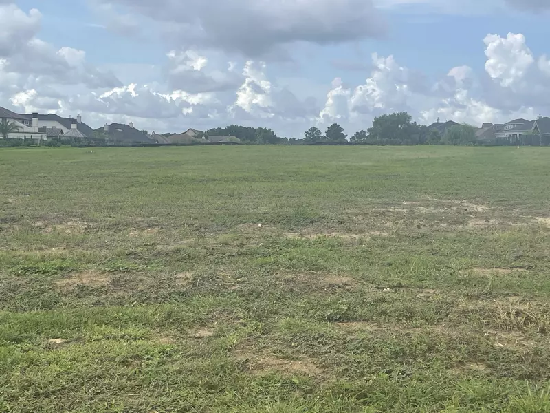 12935 French Quarter DR, Willis, TX 77318